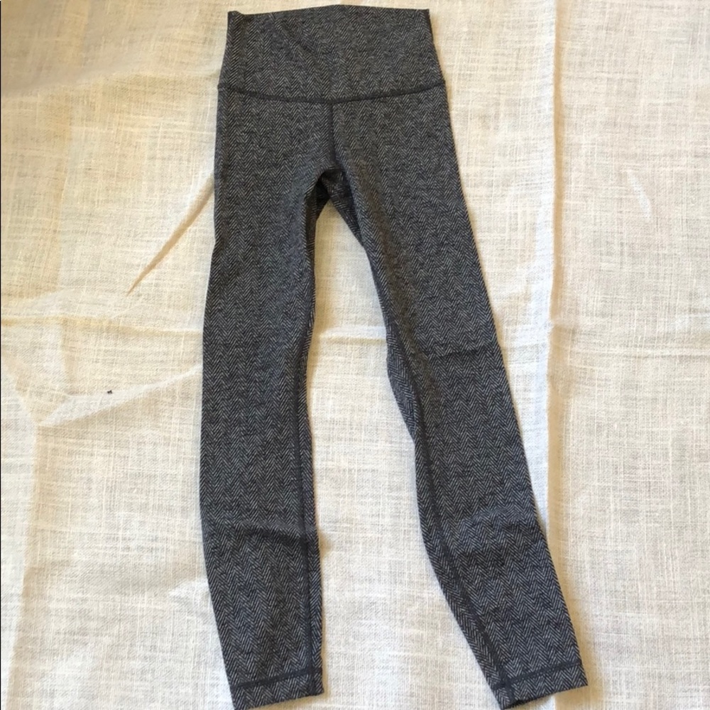 7:8 length high waisted - Picture 1 of 3